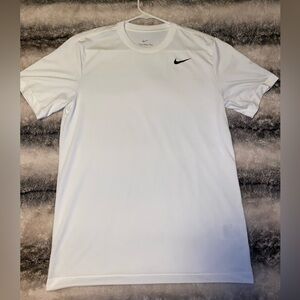 The Nike Tee. Boys size small